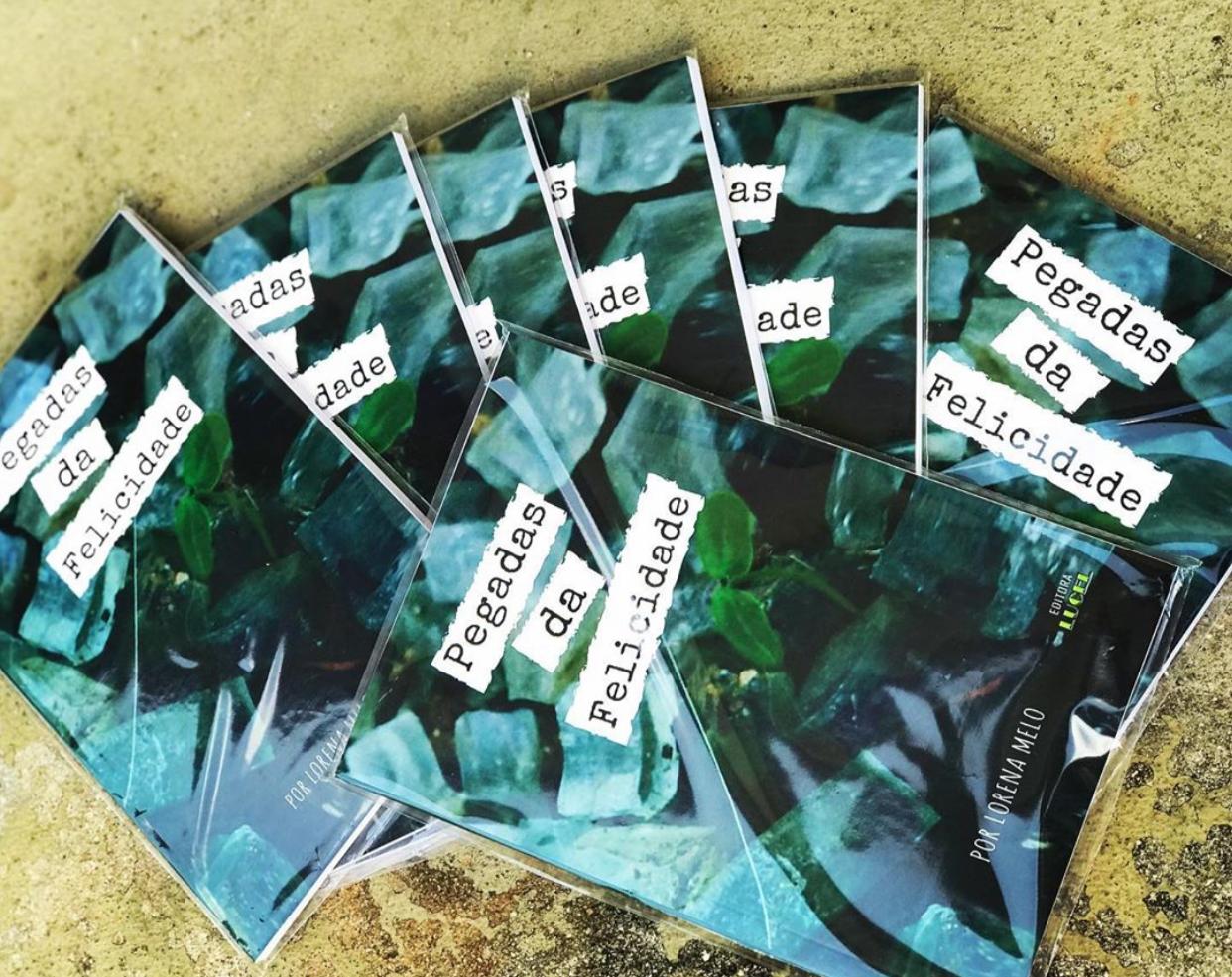 Livro Pegadas da Felicidade